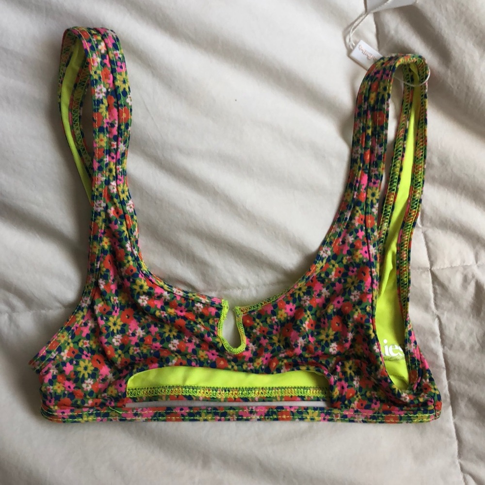 Frankies Bikini NWT